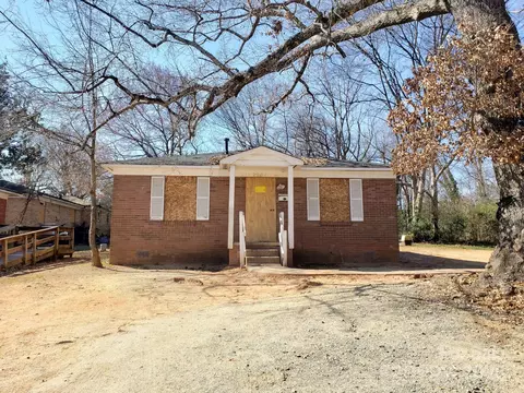 2207 Madrid St, Charlotte, NC 28216