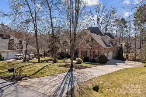 170 Anniston Way, Davidson, NC 28036 photo 2