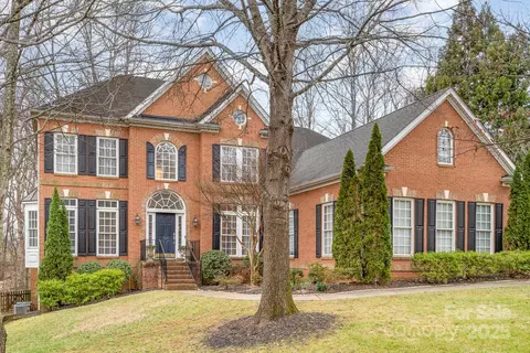 140 Melbourne Dr, Fort Mill, SC 29708