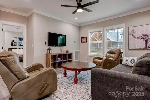 Living - 122 Cascade Ridge Rd, Fairview, NC 28730 photo 2 of 2