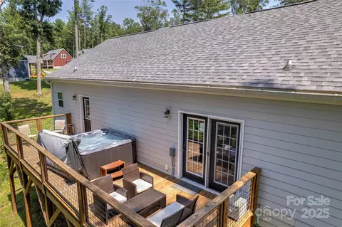 Exterior - 122 Cascade Ridge Rd, Fairview, NC 28730 photo 6 of 11