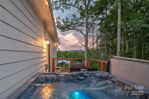 Exterior - 122 Cascade Ridge Rd, Fairview, NC 28730 photo 2 of 11