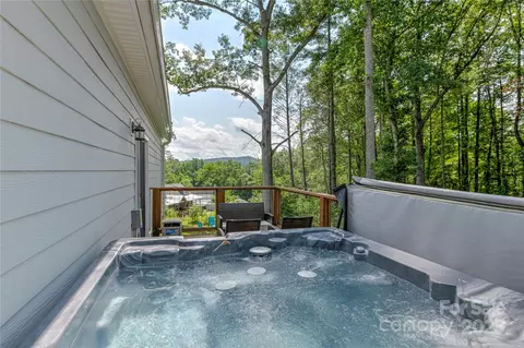 Exterior - 122 Cascade Ridge Rd, Fairview, NC 28730 photo 7 of 11