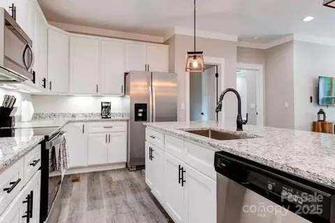 Kitchen - 122 Cascade Ridge Rd, Fairview, NC 28730 photo 1 of 4