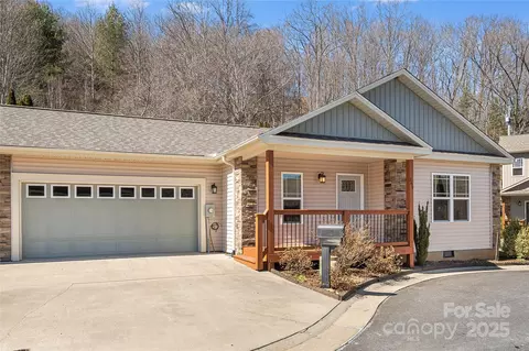 269 February Ln, Waynesville, NC 28785