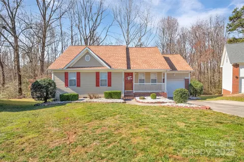 7905 Symphony Rd, Charlotte, NC 28216