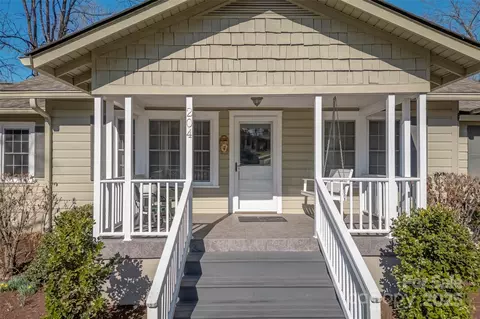 204 S Johnson St, Brevard, NC 28712 photo 6