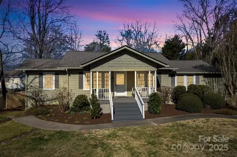 204 S Johnson St, Brevard, NC 28712