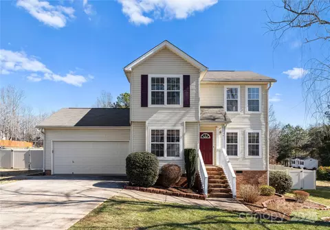 159 Creekwood Dr, Mooresville, NC 28117
