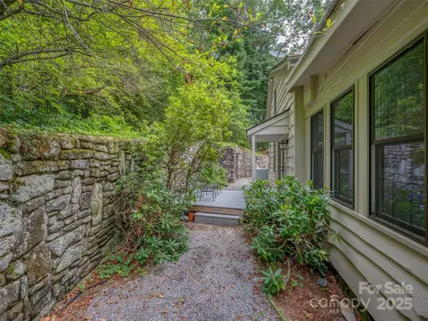 Exterior - 651 Macedonia Rd, Saluda, NC 28773 photo 6 of 12