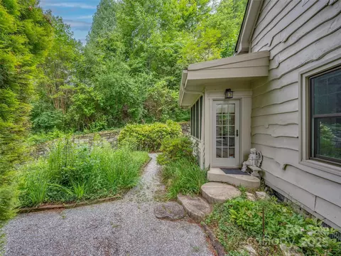 Exterior - 651 Macedonia Rd, Saluda, NC 28773 photo 3 of 12