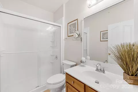 16614 Amberside E Rd E, Cornelius, NC 28031 photo 14