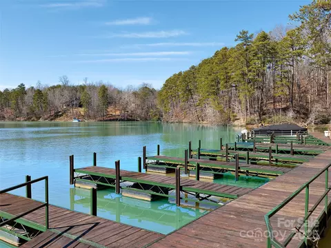 000 Huskey 6 Pointe Pointe #6, Mill Spring, NC 28756 photo 12