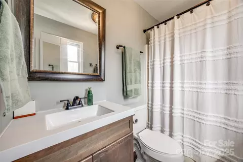Bath - 307 Walnut St, Clover, SC 29710 photo 1 of 1