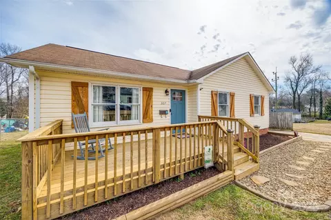 Exterior - 307 Walnut St, Clover, SC 29710 photo 2 of 6