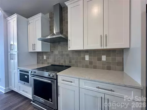 2035 Clarksdale 33 Dr #33, Charlotte, NC 28206