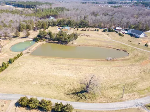 214 Currence Rd, Clover, SC 29710 photo 11