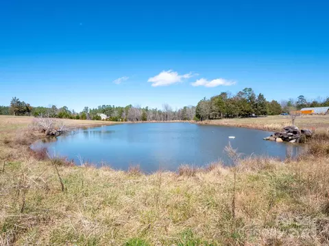 214 Currence Rd, Clover, SC 29710 photo 5