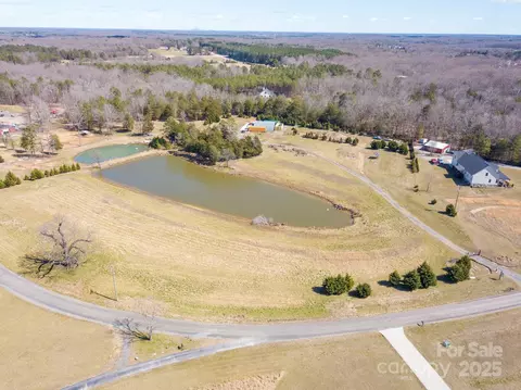 214 Currence Rd, Clover, SC 29710 photo 12