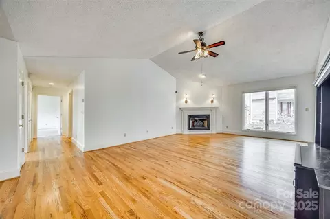 10033 Bora Bora Dr, Tega Cay, SC 29708 photo 3