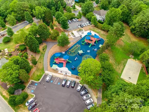 10033 Bora Bora Dr, Tega Cay, SC 29708 photo 32