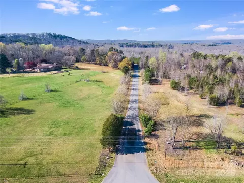 109 W Highland 11 Ter #11, Kings Mountain, NC 28086
