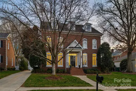 7704 Sharpthorne Pl, Charlotte, NC 28270