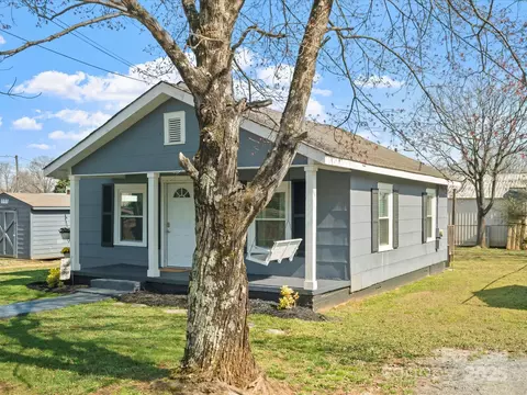 125 Ashe St, Gastonia, NC 28056