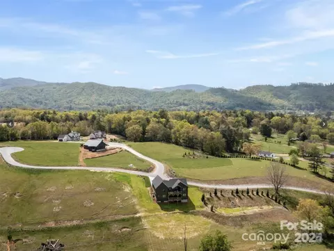 201 Thistle Ridge 15 Ct #15, Fletcher, NC 28732