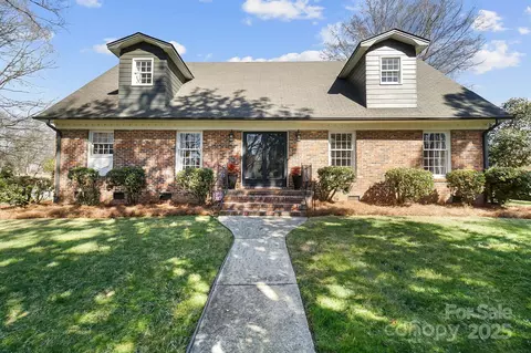 1148 Turnbridge Rd, Charlotte, NC 28226