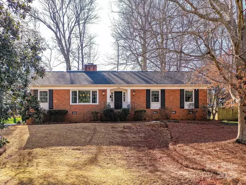 2710 Goneaway Rd, Charlotte, NC 28210