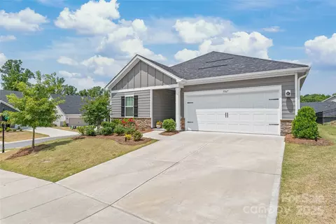 5367 Turtle Creek Dr, Denver, NC 28037