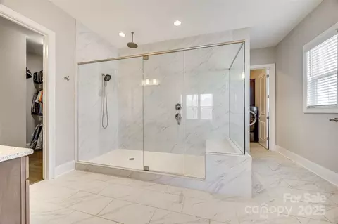 Bath - 17927 Culross Ln, Charlotte, NC 28278 photo 1 of 2