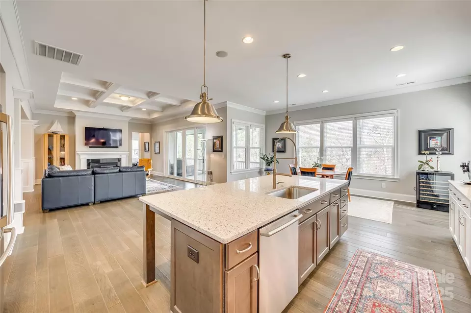 Kitchen - 17927 Culross Ln, Charlotte, NC 28278 photo 3 of 3
