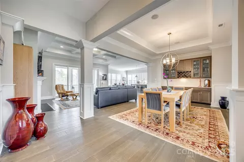 Dining - 17927 Culross Ln, Charlotte, NC 28278 photo 1 of 4