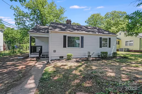 2328 Edison St, Charlotte, NC 28206
