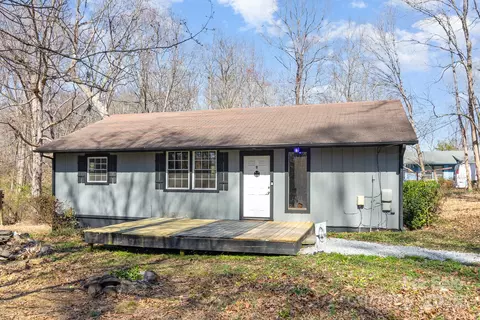 135 Natures Way, Mount Holly, NC 28120