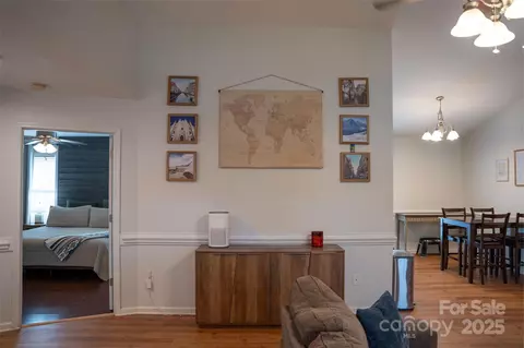 217 Pine Meadows Cir, Hickory, NC 28601 photo 16