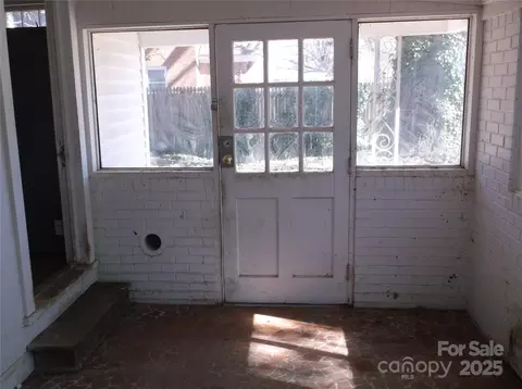 Exterior - 322 E Houston St, Monroe, NC 28112 photo 8 of 8
