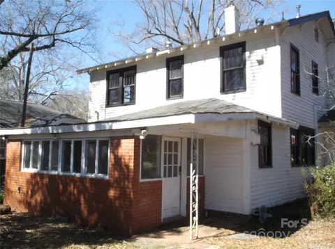 Exterior - 322 E Houston St, Monroe, NC 28112 photo 7 of 8