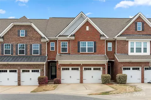 113 Burlingame D Ct #D, Mooresville, NC 28117