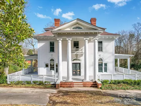 505 Camden Rd, Wadesboro, NC 28170