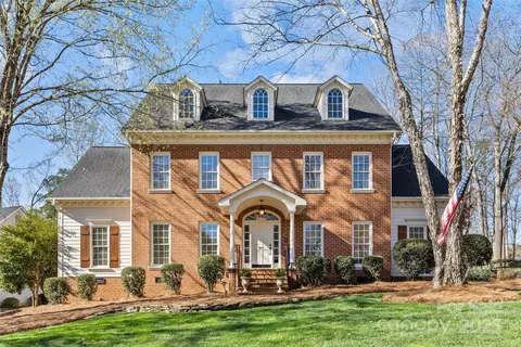 5618 Camilla Dr, Charlotte, NC 28226