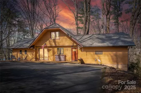 396 Lake Hills Dr, Wilkesboro, NC 28697