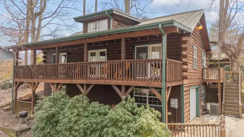 314 Cedarwood Dr, Waynesville, NC 28785