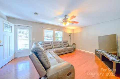 2081 Us 70 E, Marion, NC 28752 photo 3