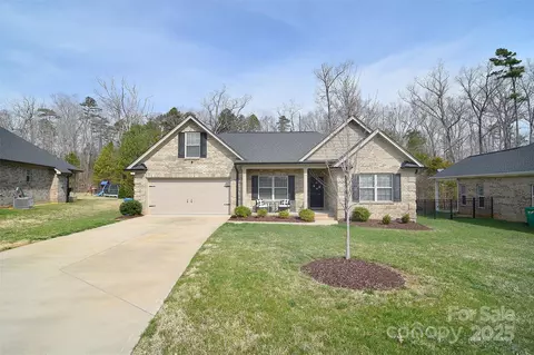 12889 Hill Pine Rd, Midland, NC 28107