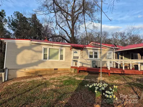 222 Gordon St, Norwood, NC 28128
