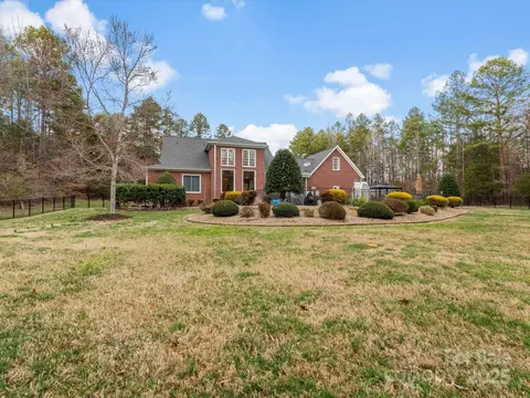 9745 Harvest Ln, Davidson, NC 28036 photo 28