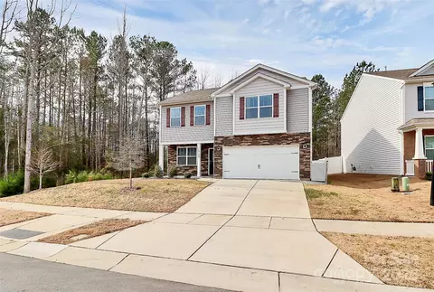 16138 Aryshire Green Ct, Charlotte, NC 28273